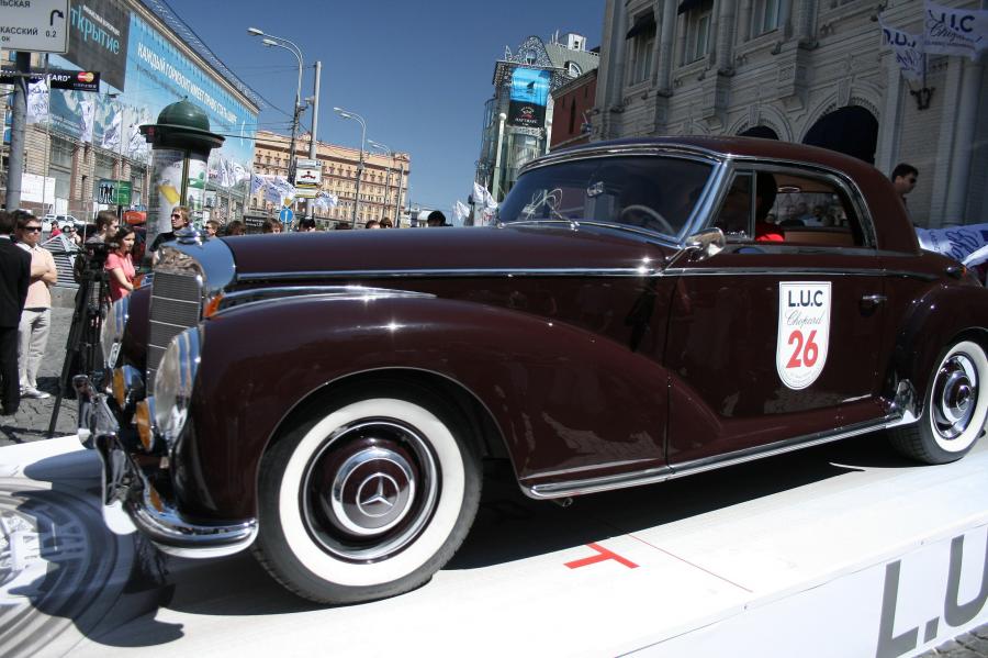  Mercedes-Benz 300 S 1951 года  (фото 2 из 4)